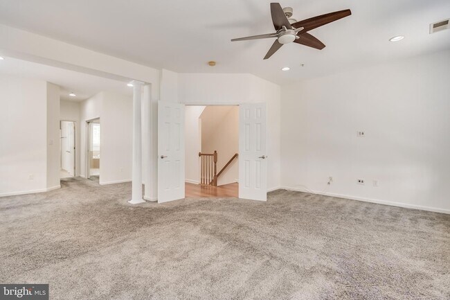 Building Photo - 5214 Lynns Retreat Dr