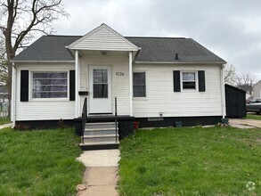 Building Photo - 3bd 2ba