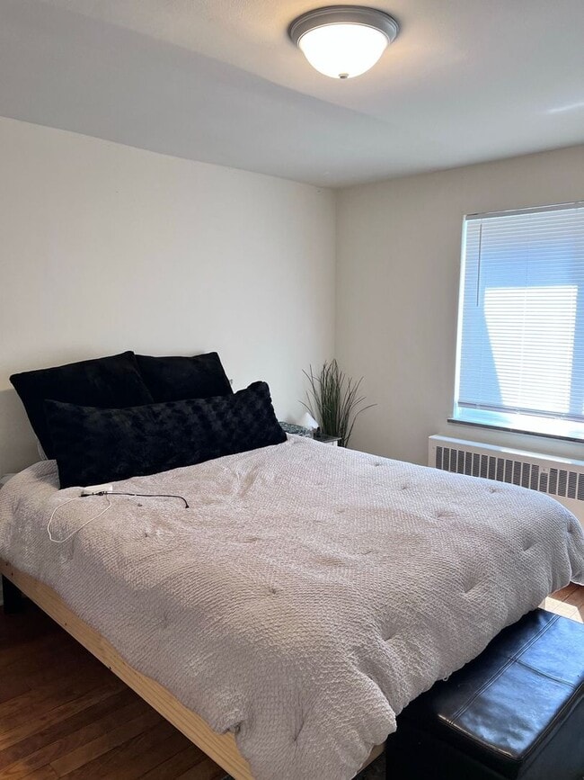 Building Photo - 2617 Madison Rd