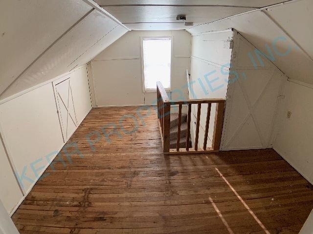 Building Photo - FREE RENT! Charming 3-Bedroom Retreat in Portland with Spacious Living - 1248 Sq Ft!