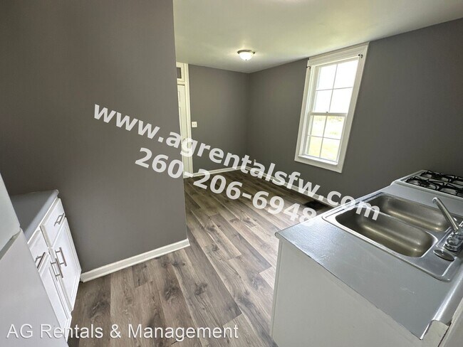 Building Photo - 2 br, 1 bath House - 2134 Miner St