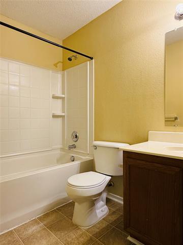 Building Photo - 5700 Coldwater Dr