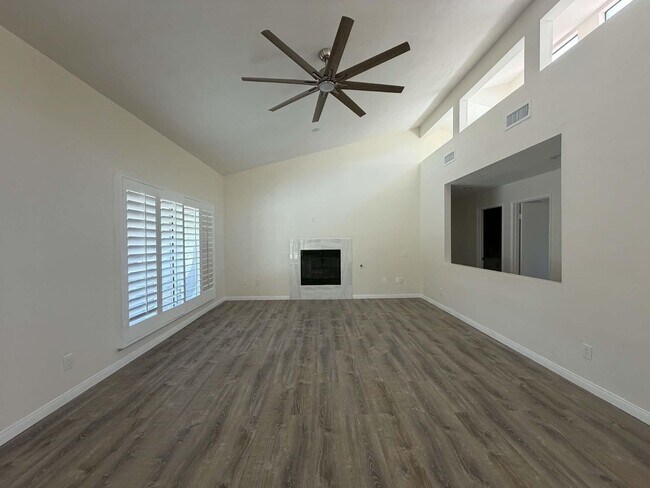 Building Photo - 70451 Cobb Rd