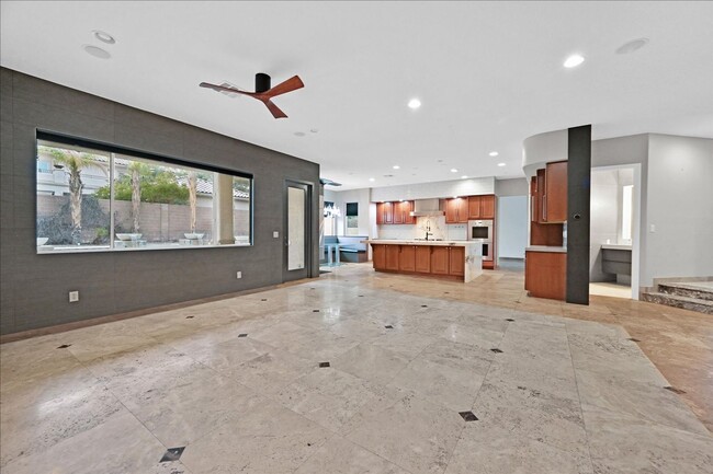 Building Photo - Fully Upgraded 5 Bedroom 4.5 Bathroom in Guard Gated Foothills Community!