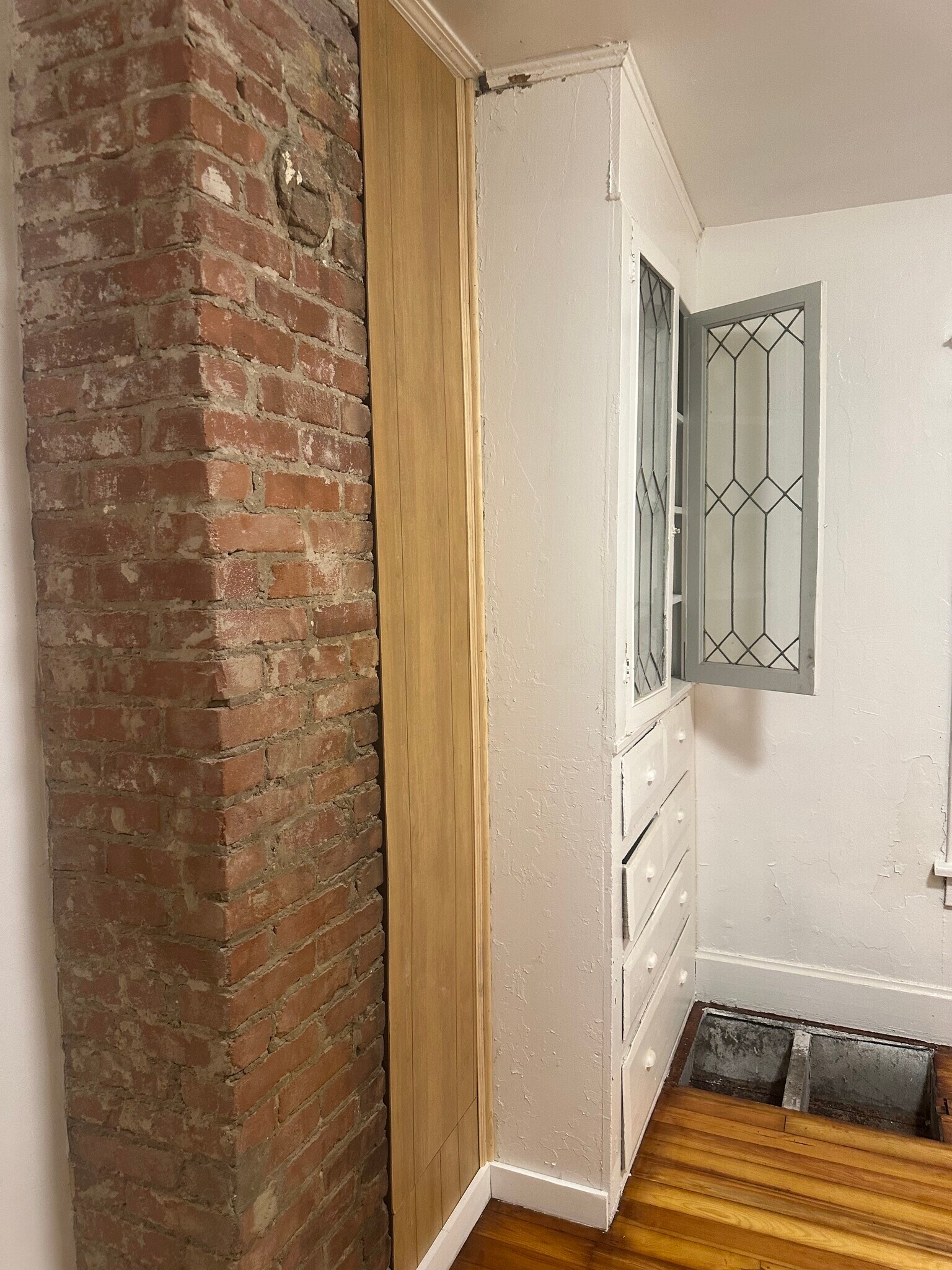 Building Photo - 1107 Wallis Ave