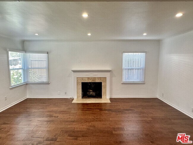 Building Photo - 510 Avenue 64