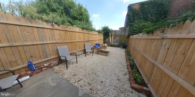 Building Photo - 2651 Martha St