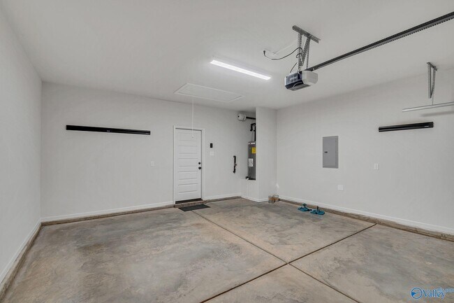 Building Photo - 16640 Aspen Ln