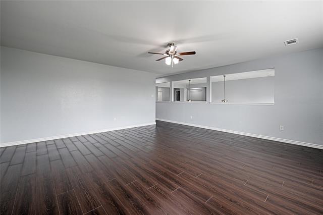 Building Photo - 6703 Meadowcrest Dr