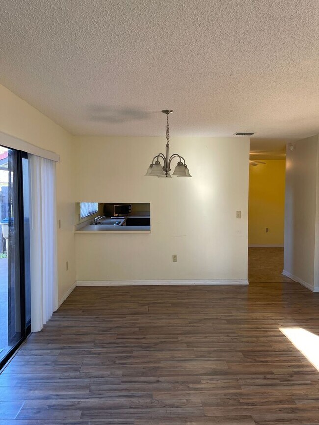 Building Photo - Spanish-Style 3 Bedroom, 2.5 Bath Mediterr...