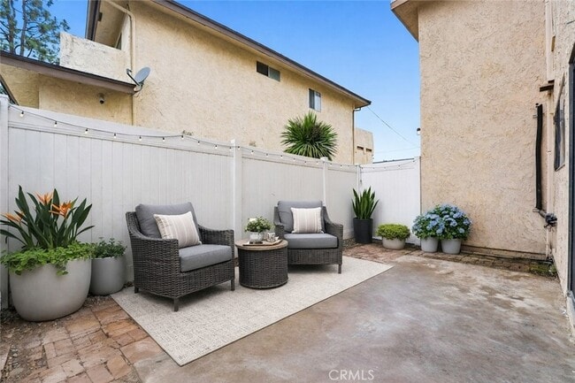 Building Photo - 7751 Newman Ave