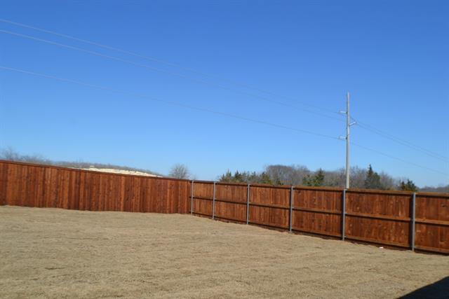 Building Photo - 3205 Sandstone Dr