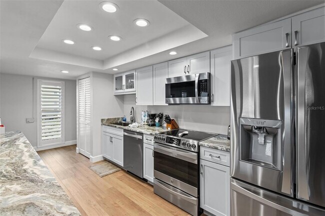 Building Photo - 200 120th Ave W