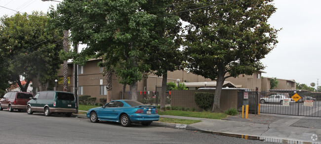 Building Photo - Parkview Terrace Apartments