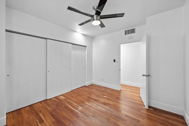 Building Photo - Central Cheery Creek Two Bed, Two Bath for rent.  Location, Location , Location