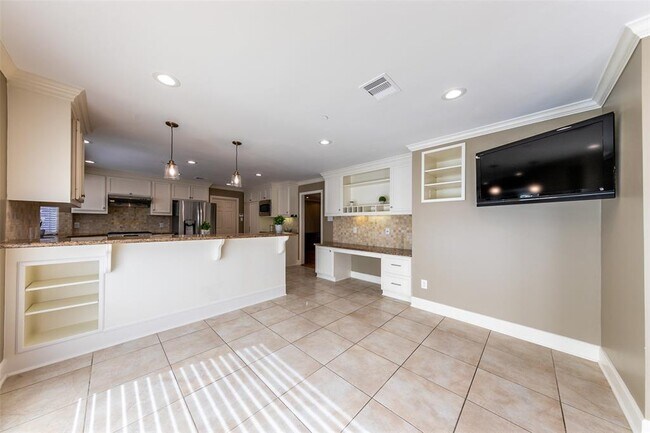 Building Photo - 11839 Stuckey Ln