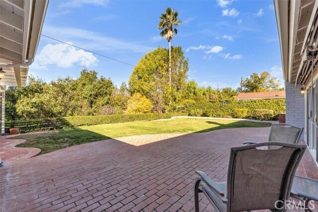 Building Photo - 8201 Clemens Ave