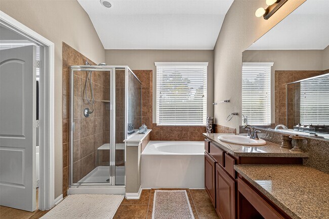 Building Photo - 110 Cheswood Manor Drive
