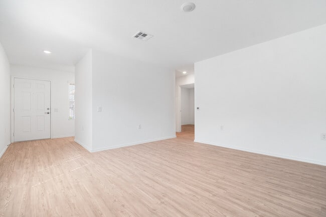 Building Photo - 10166 Asta Trl