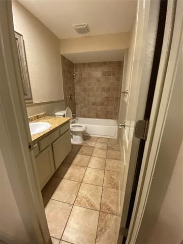 Building Photo - 10151 Camelot Dr