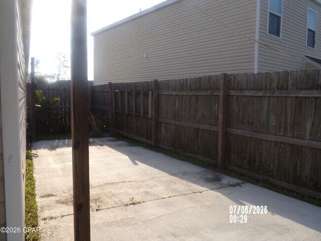 Building Photo - 7150 Riverbrooke St