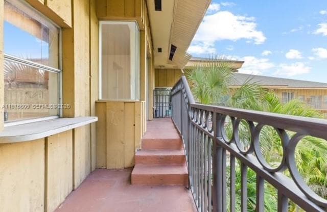 Building Photo - 4850 SW 63rd Terrace