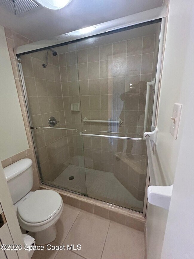 Building Photo - 2135 N Courtenay Pkwy