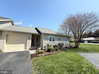 Building Photo - 144 Lakeside Dr