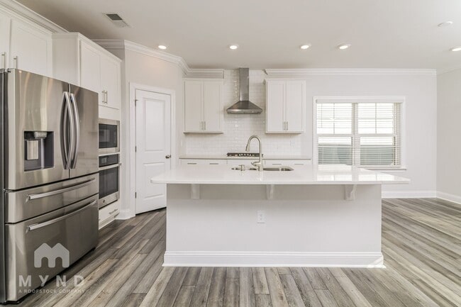 Building Photo - 395 Jorpaul Dr