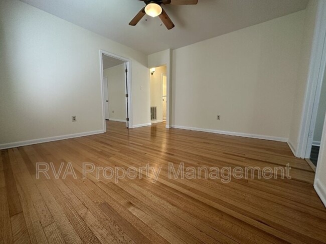 Building Photo - 12070 Karen Dr