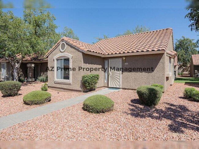 Primary Photo - 7040 W Olive Ave