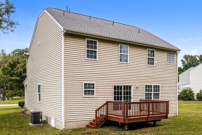 Building Photo - 676 Yorkshire Dr