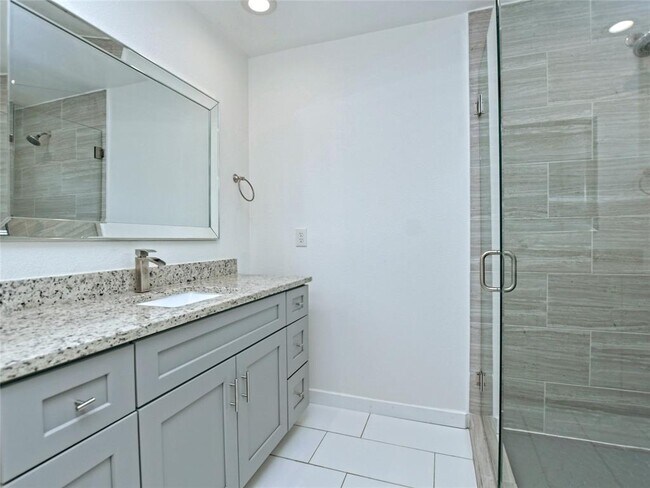Building Photo - 7310 Inspiration Dr