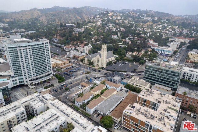 Building Photo - 6755 Yucca St