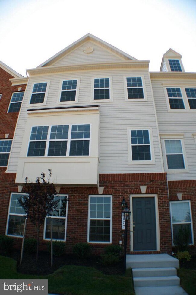 Building Photo - 7577 Crowley St
