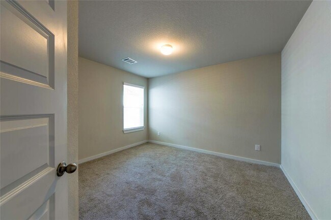 Building Photo - 5630 Silverleaf Oak Ln