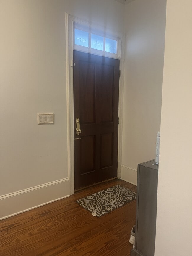 Building Photo - 79 Society St