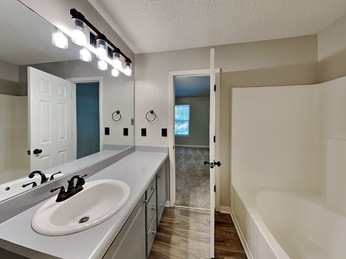 Building Photo - 50 Crestfield Cir