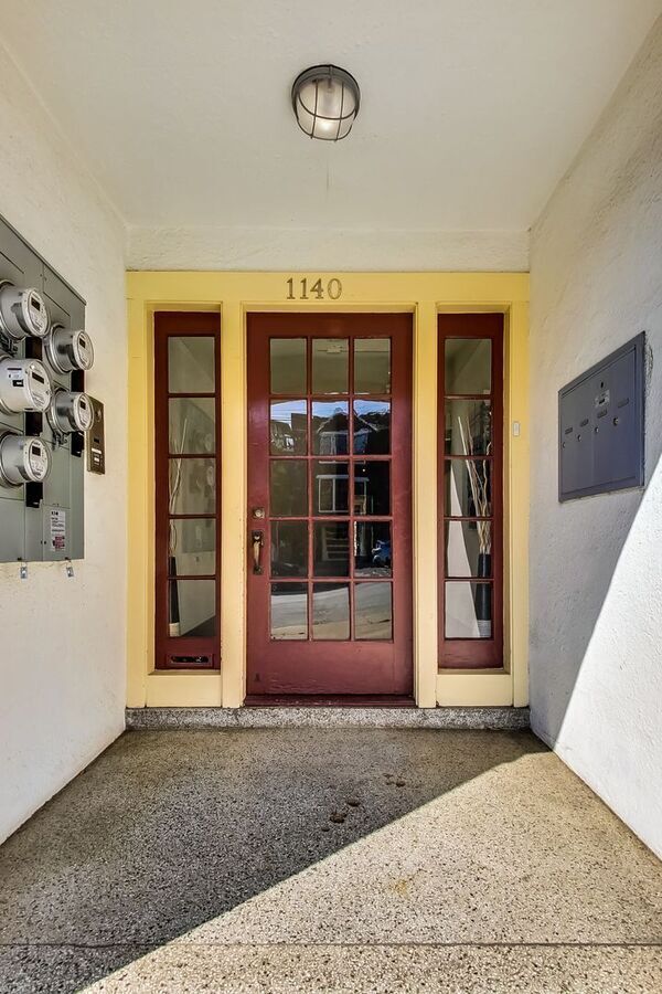 Building Photo - Modern 2bd/2ba in Prime Noe Valley Locatio...