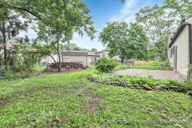 Building Photo - 2126 Sari Lynn Ct