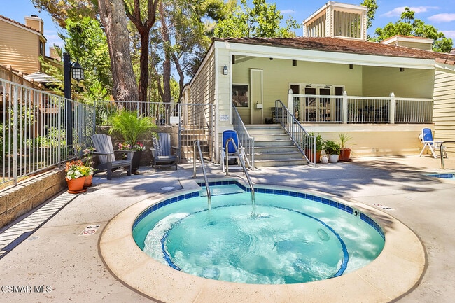 Building Photo - 1208 Westlake Blvd