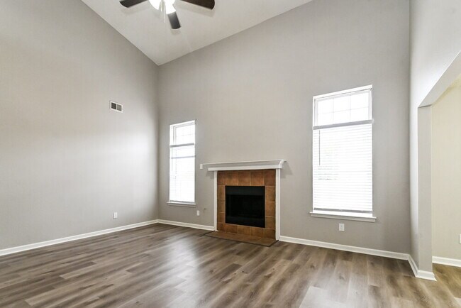 Building Photo - 7412 Hunter's Horn Dr