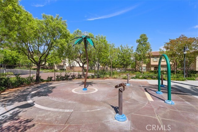 Building Photo - 2992 E Coalinga Dr