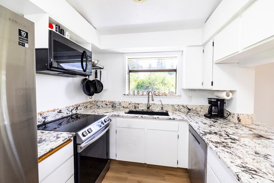 Building Photo - 2523 N Nettleton St