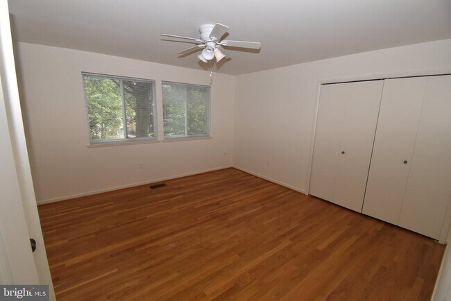 Building Photo - 1436 Greenmont Ct
