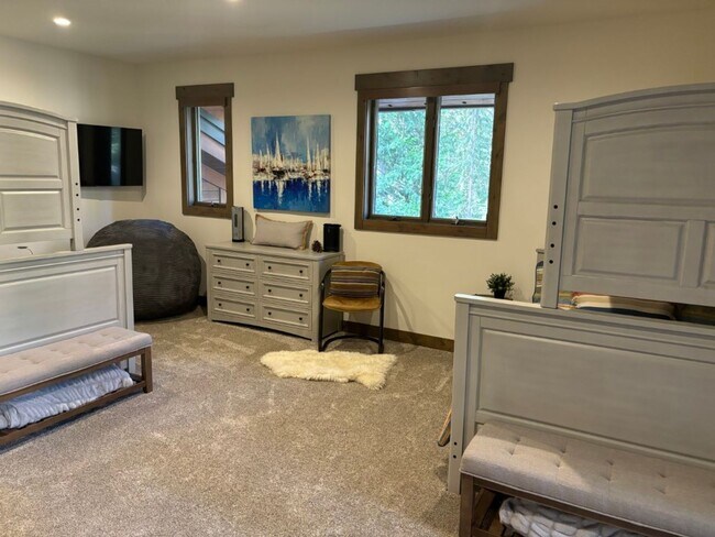 Building Photo - Winter Season Rental - The Estates in Incline Village, Nevada