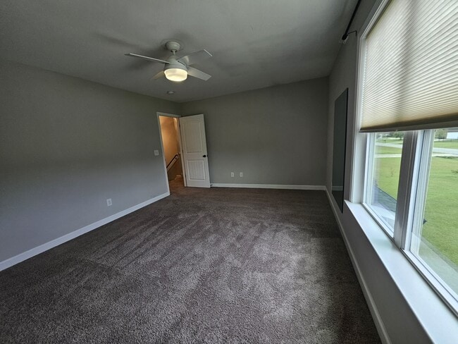 Building Photo - 105 Pinehurst Ln