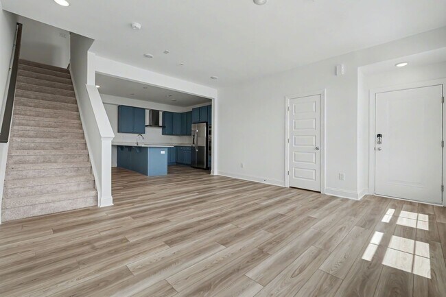Building Photo - 705 Grove Edge Ln