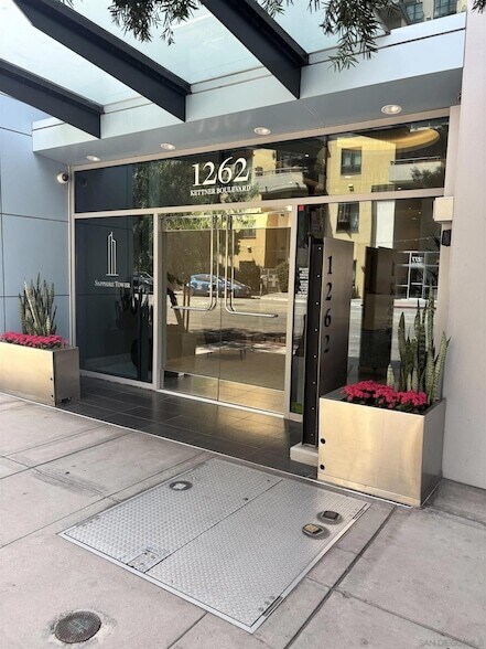 Building Photo - 1262 Kettner Blvd
