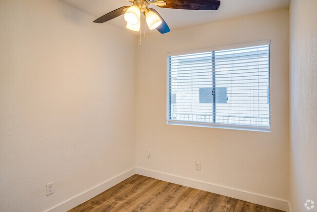 Bedroom 2 - 18202 N Cave Creek Rd
